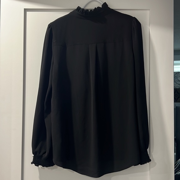 Black blouse - Picture 2 of 2